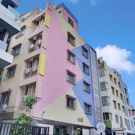 Urban Hometel Пуна Экстерьер фото